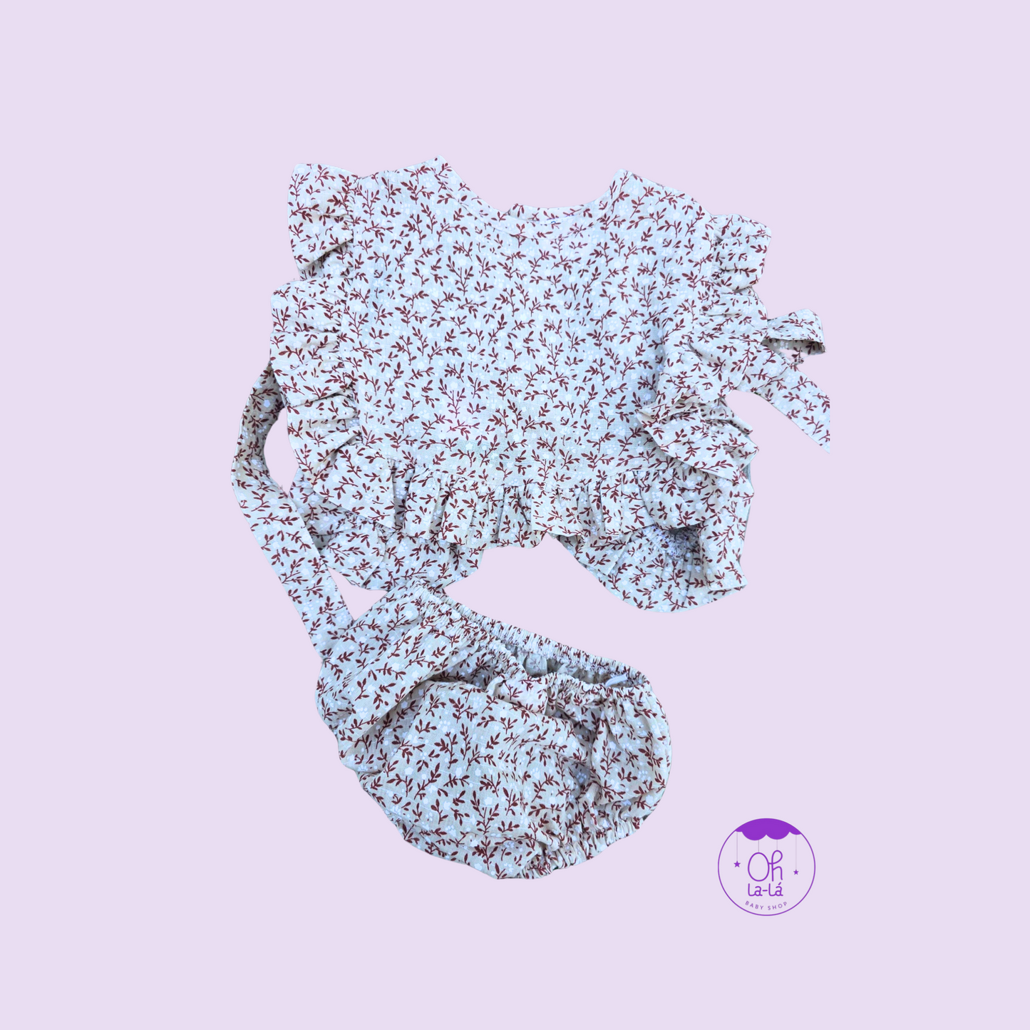 Conjunto baberola con cubrepañal flores y hojas en tonos tierra – Tallas 3 a 24 meses